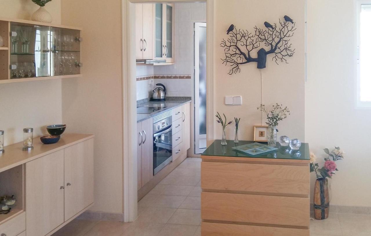 Cozy Home In Orihuela Costa With Kitchen Dehesa de Campoamor  Buitenkant foto
