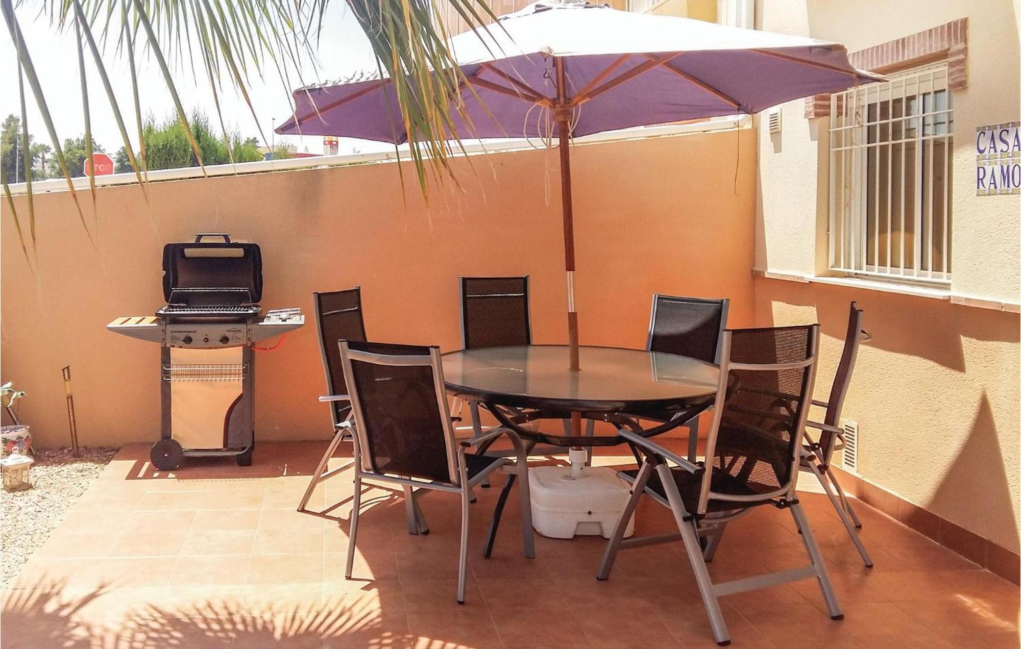 Cozy Home In Orihuela Costa With Kitchen Dehesa de Campoamor  Buitenkant foto