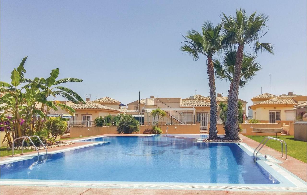 Cozy Home In Orihuela Costa With Kitchen Dehesa de Campoamor  Buitenkant foto